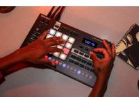 <b>Roland VERSELAB MV-1 Estúdio de Produção Musical gravador daw sampler looper sequenciador ritmos software</b> <b>Roland VERSELAB MV-1 Estúdio de Produção Musical gravador daw sampler looper sequenciador ritmos software</b>
